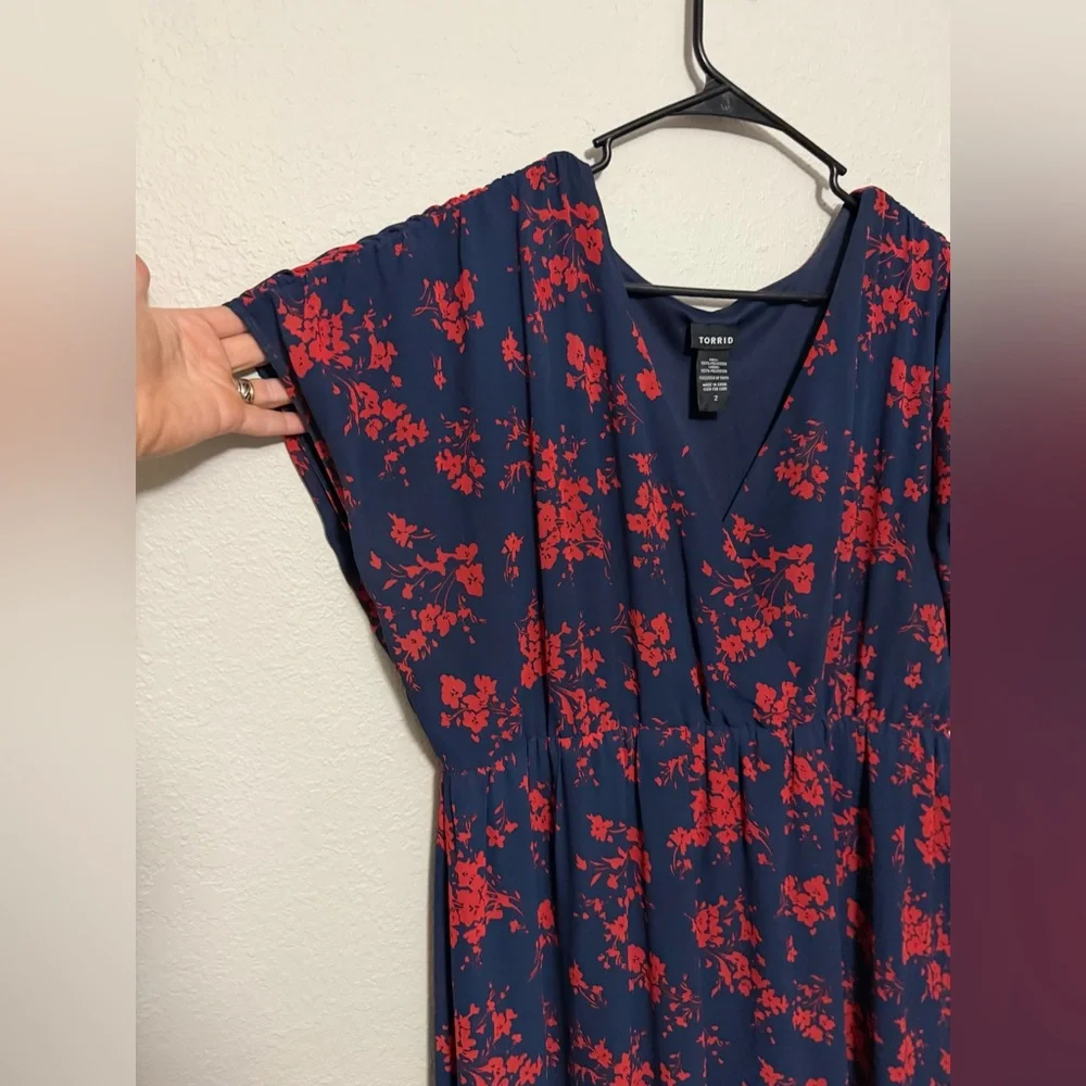 NEW Torrid Dark Blue Dress with Red Floral Print - Picture 4 of 7
